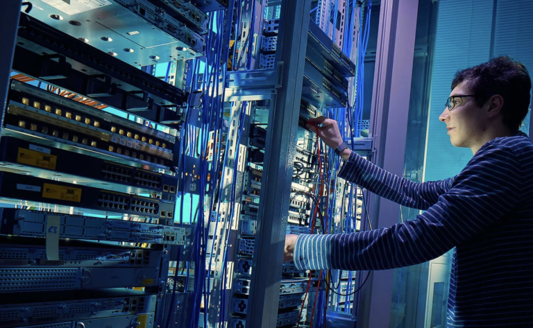 Cuánto gana un ingeniero en conectividad y redes en Chile